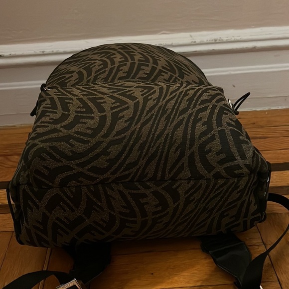 Fendi vertigo FF Zucca logo monogram limited edition Backpack - Picture 7 of 10